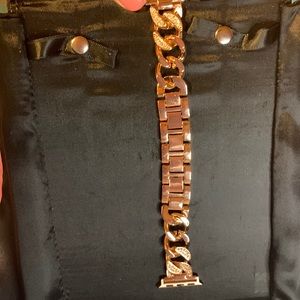 Rose gold nwt very pretty perfect gift